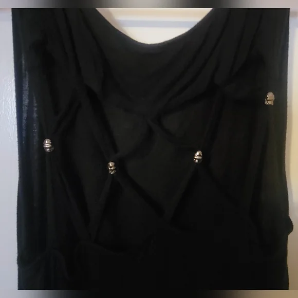 Skull and pink flower open strap tank top size large - Picture 2 of 4